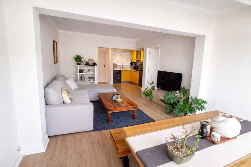 1 Bedroom Property for Sale in Green Point Western Cape